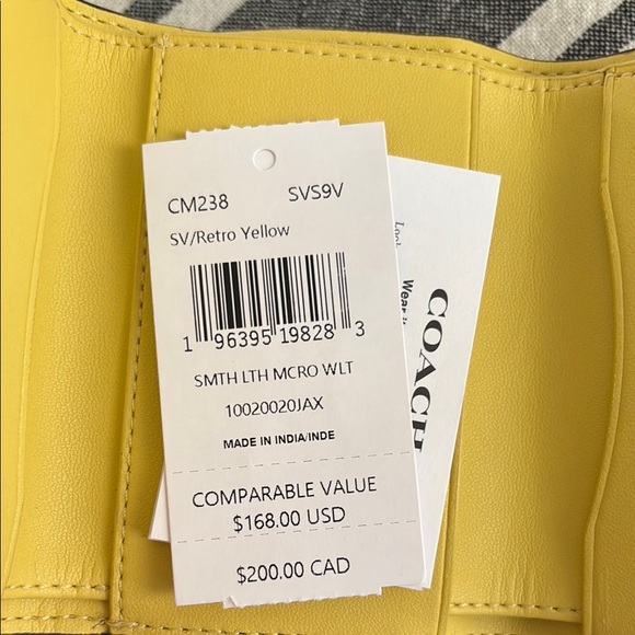 Coach Vibrant Yellow Key Card Holder - Picture 5 of 5